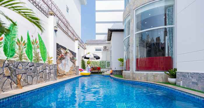 Hồ bơi Sala Pool Villa