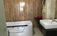 Toilet Kamar 3 Grand Buana Lestari Hotel