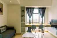 Khu vực công cộng Serene and Fancy 1BR Apartment at M-Town Residence By Travelio