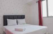 Kamar Tidur 2 Homey and Nice 1BR at Maple Park Sunter Apartment By Travelio