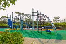 Entertainment Facility Comfort and Elegant Stay 1BR at Gold Coast Apartment By Travelio