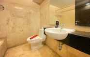 In-room Bathroom 5 Homey and Simply 2BR at Braga City Walk Apartment By Travelio