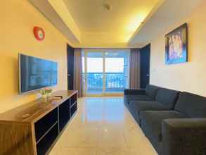 Ruang Umum 4 Homey and Simply 2BR at Braga City Walk Apartment By Travelio