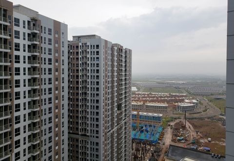 Lobby Elegant and Nice 2BR at 35th Floor Tokyo Riverside PIK 2 Apartment By Travelio
