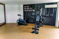 Fitness Center Cozy Studio Room at Apartment Barsa City By Travelio