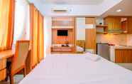 Kamar Tidur 3 Tidy and Comfortable Studio at Margonda Residence 3 Apartment By Travelio