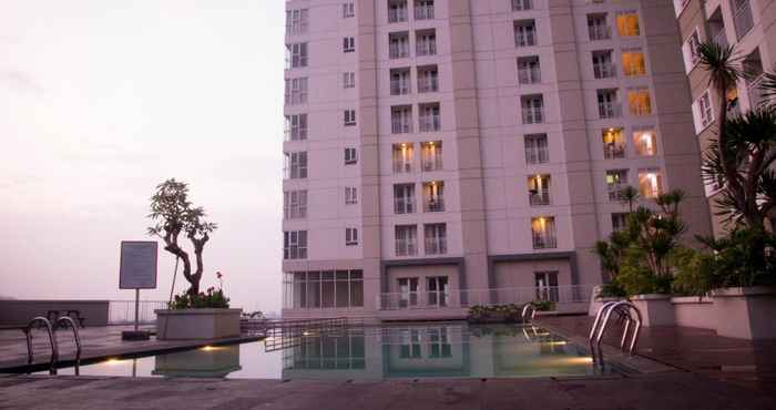 Sảnh chờ Nice and Fancy 2BR Apartment at Skyland City Jatinangor By Travelio