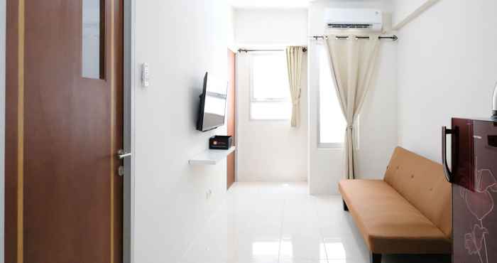 Ruang untuk Umum Comfy and Clean 2BR Apartment at Puncak Kertajaya By Travelio