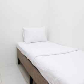 Bedroom 5 Comfy and Clean 2BR Apartment at Puncak Kertajaya By Travelio, Sukolilo Apartments