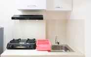 Ruang Umum 4 Comfy and Clean 2BR Apartment at Puncak Kertajaya By Travelio