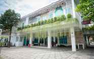 Exterior 4 Hotel Siti Jember