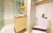 In-room Bathroom 2 Best City View 2BR at Apartment Tamansari La Grande By Travelio