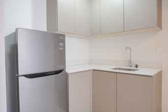 Ruang untuk Umum 4 Nice and Fancy 1BR at Gold Coast Apartment By Travelio