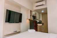 พื้นที่สาธารณะ Comfy and Simply Look Studio at Tokyo Riverside PIK 2 Apartment By Travelio