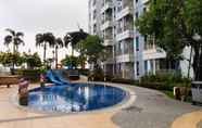 Kolam Renang 7 Exclusive and Comfy 2BR Apartment at Tanglin Supermall Mansion By Travelio