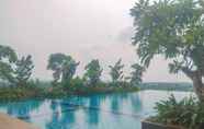 Swimming Pool 7 Nice and Fancy Studio at Sayana Bekasi Apartment By Travelio