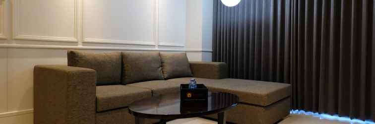 Lobby Spacious 2BR Apartment Connecting to Mall at La Riz Supermall Mansion By Travelio