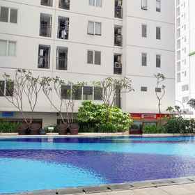 Swimming Pool1Strategic and Comfy 2BR at Bassura City Apartment By Travelio,BCA KCP Balai Pustaka飯店