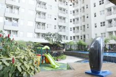 Exterior Cozy Living 1BR at Parahyangan Residence Apartment By Travelio