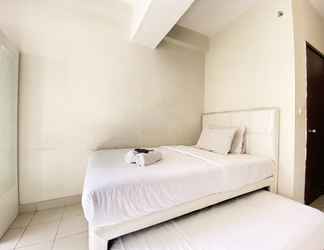 Bilik Tidur 2 Homey Studio Room at Harvard Jatinangor Apartment By Travelio