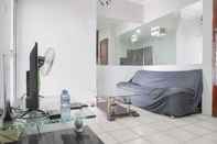Ruang untuk Umum Comfy 2BR at Apartment Gajah Mada Mediterania By Travelio