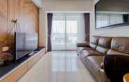 Ruang Umum 3 Cozy and Great Deal 2BR at M-Town Signature Apartment By Travelio