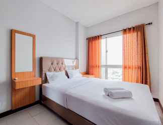 Bedroom 2 Comfort and Nice 1BR Apartment at Scientia Residence By Travelio