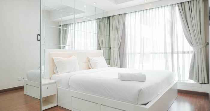 Kamar Tidur Strategic and Stunning 2BR Apartment at Casa Grande Residence By Travelio