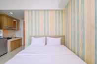 Kamar Tidur Comfort Stay Studio Room Apartment at Margonda Residence 3 By Travelio