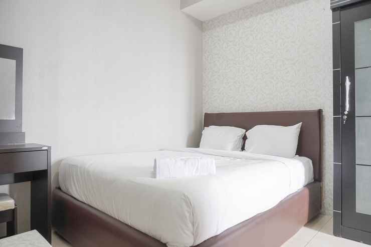 BEDROOM Tidy and Homey 2BR Apartment at Seasons City Latumenten By Travelio