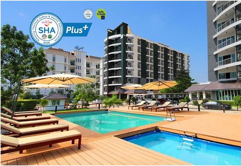 สระว่ายน้ำ The Leisure Hotel 