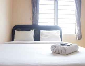 Kamar Tidur 2 Cozy Studio at Apartment The Edge Bandung By Travelio