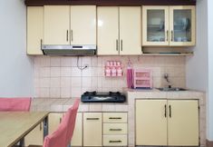 공용 공간 4 Comfort Living 3BR with Pool View at Apartment Mediterania Palace Residences By Travelio