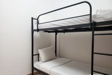 로비 Comfort Living 3BR with Pool View at Apartment Mediterania Palace Residences By Travelio