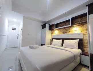 Kamar Tidur 2 Homey and Simple Studio Room at Paltrow Apartment By Travelio