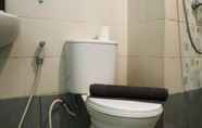 Toilet Kamar 6 Cozy Stay 2BR at Akasa Pure Living BSD Apartment By Travelio