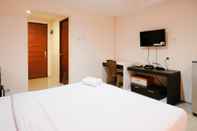 พื้นที่สาธารณะ Homey and Cozy Studio Apartment at High Point Serviced By Travelio