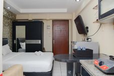 Lobby Minimalist Studio Room Apartment at Kebagusan City By Travelio