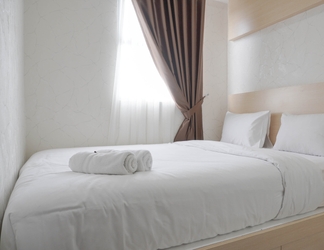 Kamar Tidur 2 Warm and Comfort 2BR at Parkland Avenue Apartment By Travelio