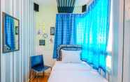 Kamar Tidur 2 Comfort Nice 2BR at Cinere Bellevue Suites Apartment By Travelio