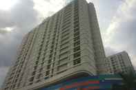 Lobi Comfort Nice 2BR at Cinere Bellevue Suites Apartment By Travelio