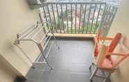 Bangunan 6 Homey and Minimalist 1BR at Belmont Residence Puri Apartment By Travelio