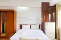 Bedroom Comfort and Nice Studio at Sunter Park View Apartment By Travelio