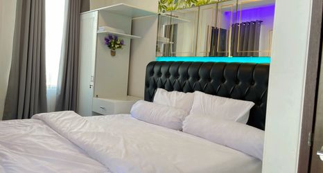 寝室 2 Luxury Room at Transpark Cibubur