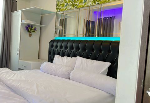 寝室 Luxury Room at Transpark Cibubur