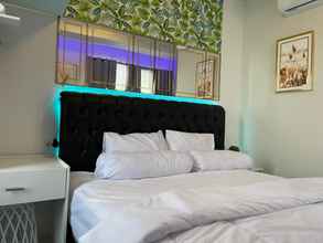 Bedroom 4 Luxury Room at Transpark Cibubur