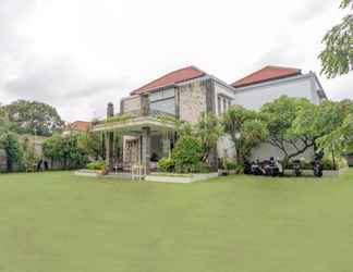 Lobby 2 Teges Inn Kuta