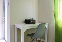 Common Space 2 Studio Room Simply Look at Mont Blanc Bekasi Apartment By Travelio