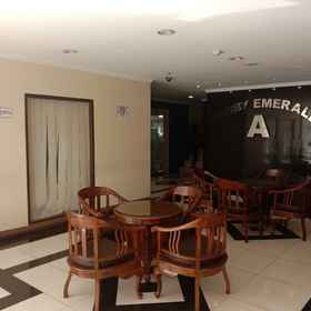 Lobby 1 Apartemen Gateway Cicadas by Dyan Puspita Property, Taman Sari Bukit Bandung Blok 2 No 2 Kelurahan Sindangjaya Kecamatan Mandalajati Kota Bandung Hotels