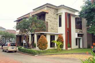 Exterior Taman Anggrek 